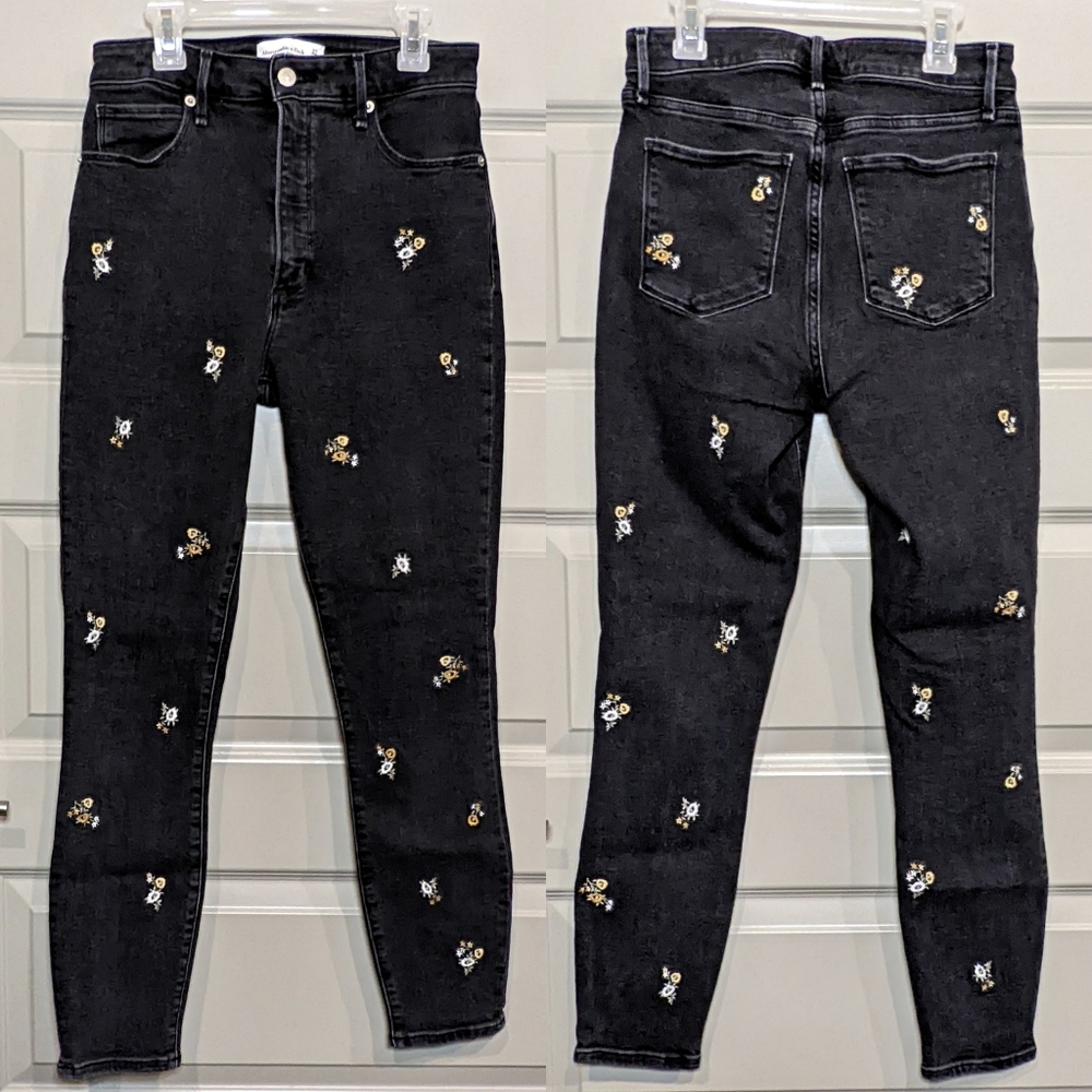 🌼 Abercrombie & Fitch - Ankle Stretch Skinny Jeans with Floral Embroidery - 4R